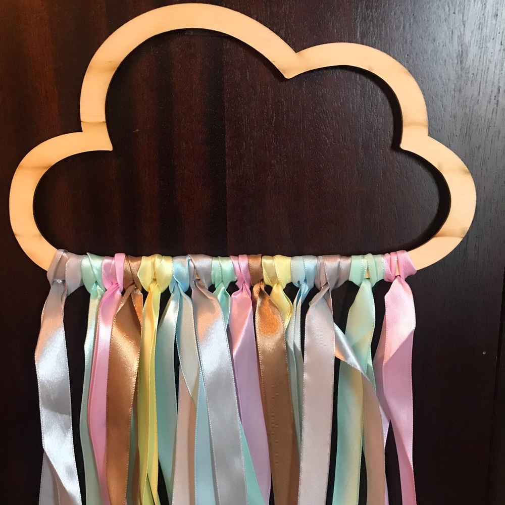Hanging ribbon decor